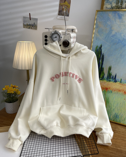 Kapüşonlu Nakış Detaylı Sweatshirt